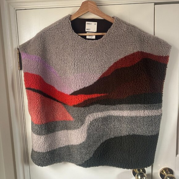 NWT - Pillow Top - Cozy Oversized Sweater/Vest - Picture 5 of 6